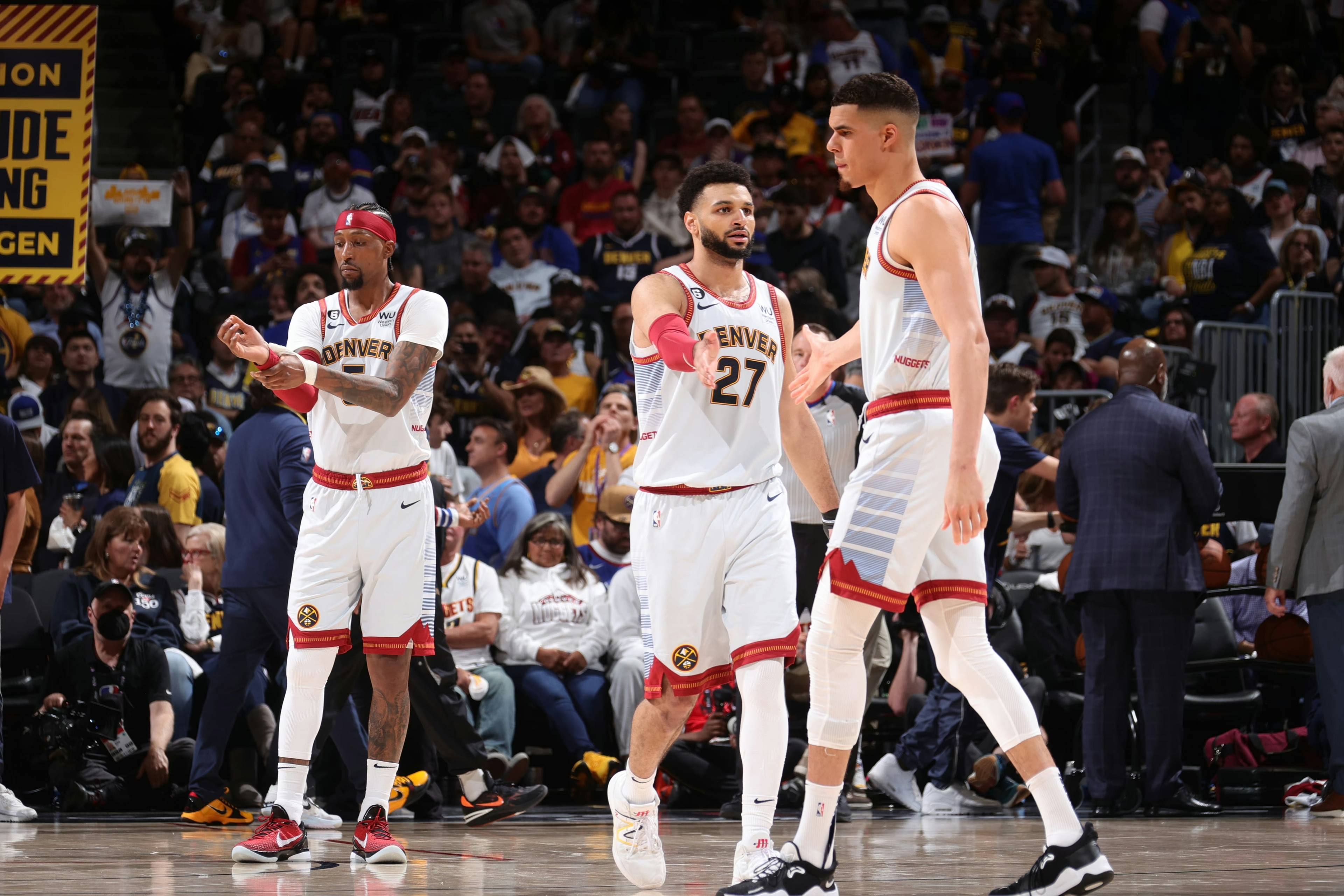 何时放慢 何时放慢